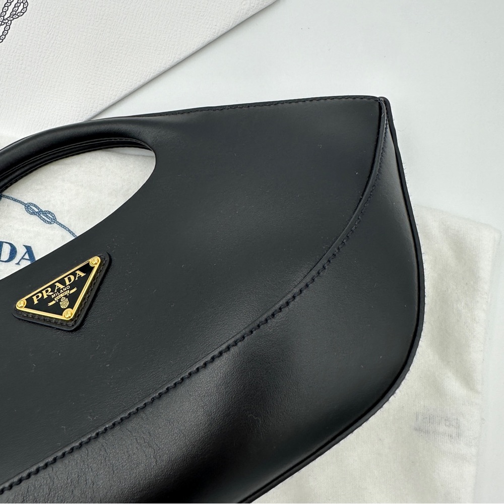 Black Prada Medium Leather Bag - Picture 7 of 17